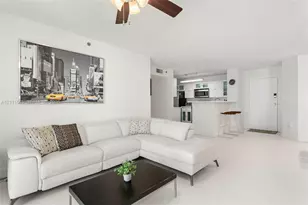 19555 E Country Club Dr, Aventura, FL 33180 - Photo 1