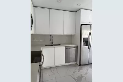 17560 Atlantic Blvd #106, Sunny Isles Beach, FL 33160 - Photo 3