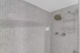 19370 Collins Ave, Sunny Isles Beach, FL 33160 - Photo 29