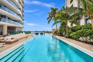 488 NE 18th St, Miami, FL 33132 - Photo 3