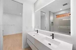 3030 Shipping Ave, Miami, FL 33133 - Photo 15
