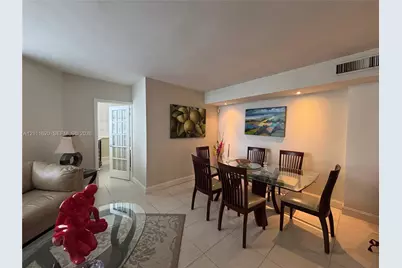 801 Brickell Bay Dr #1265, Miami, FL 33131 - Photo 11