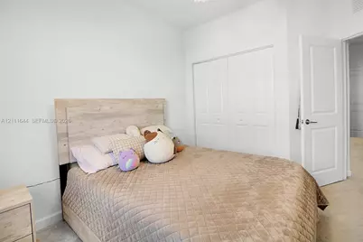 2873 SE 24th Ave, Homestead, FL 33035 - Photo 17