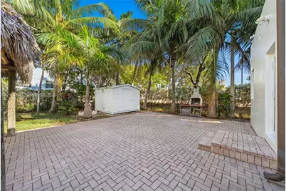 338 Taylor St #1, Hollywood, FL 33019 - Photo 23