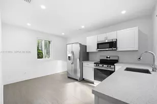 338 Taylor St, Hollywood, FL 33019 - Photo 17