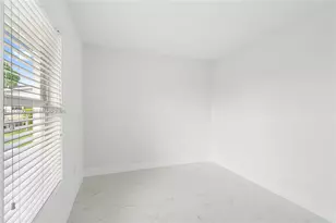 13611 SW 77th St, Miami, FL 33183 - Photo 21