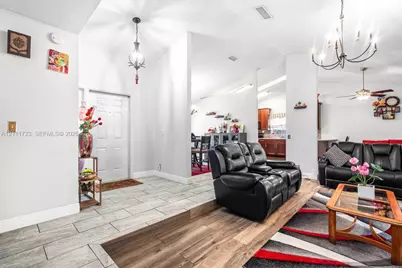 8541 NW 51st Ct, Lauderhill, FL 33351 - Photo 9