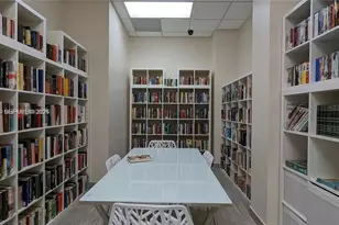 3725 S Ocean Dr, Hollywood, FL 33019 - Photo 27
