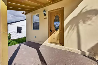 840 W 4th St, Riviera Beach, FL 33404 - Photo 7