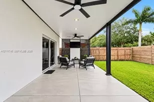 3138 SE 3rd Dr, Homestead, FL 33033 - Photo 15