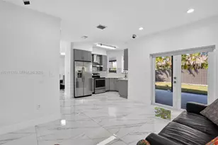 14423 SW 28th St, Miami, FL 33175 - Photo 11