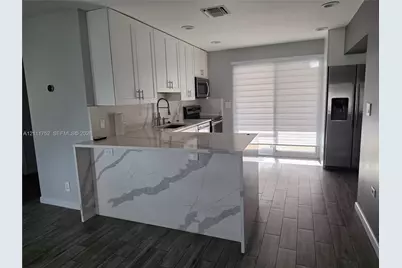 2901 NE 11th Ter, Pompano Beach, FL 33064 - Photo 9