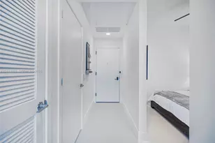 159 NE 6th St, Miami, FL 33132 - Photo 27