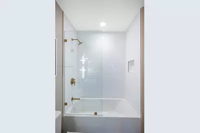 159 NE 6th St #4803, Miami, FL 33132 - Photo 21