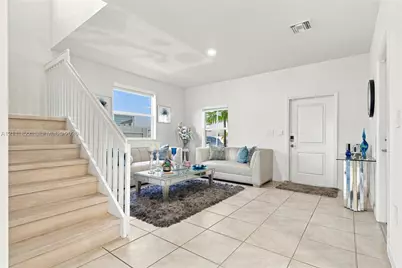 12744 SW 211th St, Miami, FL 33177 - Photo 5