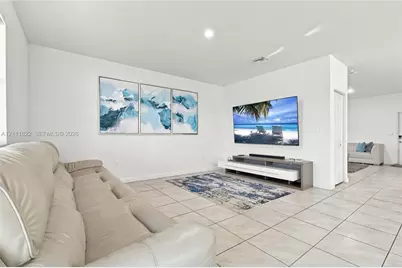 12744 SW 211th St, Miami, FL 33177 - Photo 11