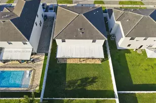 12744 SW 211th St, Miami, FL 33177 - Photo 31