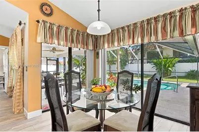 5792 Sun Pointe Cir, Boynton Beach, FL 33437 - Photo 25