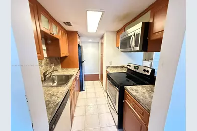 4401 W McNab Rd #15, Pompano Beach, FL 33069 - Photo 5
