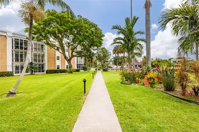 2970 NE 16th Ave #305, Oakland Park, FL 33334 - Photo 19