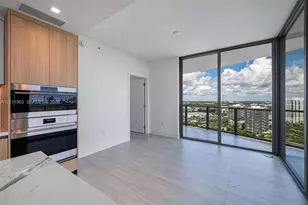 2411 Laguna Cir, North Miami, FL 33180 - Photo 13