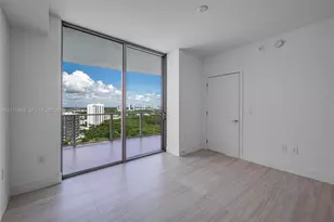 2411 Laguna Cir, North Miami, FL 33180 - Photo 27