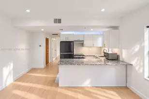1542 Drexel Ave, Miami Beach, FL 33139 - Photo 1