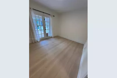640 NW 28th Ct, Wilton Manors, FL 33311 - Photo 13