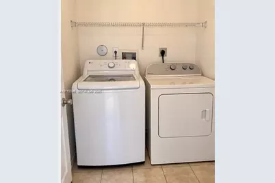 1985 SW 60th Ter #-, North Lauderdale, FL 33068 - Photo 9