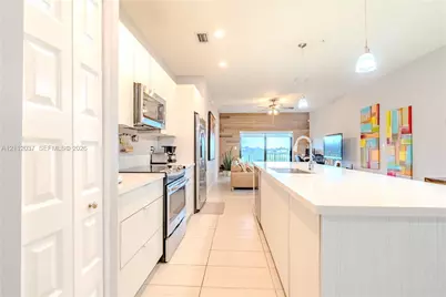 7809 NW 104th Ave #31, Doral, FL 33178 - Photo 7