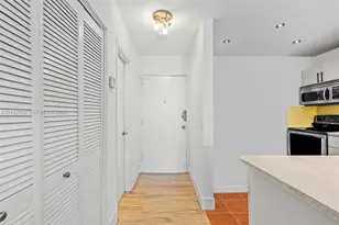 1000 Michigan Ave, Miami Beach, FL 33139 - Photo 15