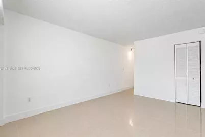 1000 Michigan Ave #207, Miami Beach, FL 33139 - Photo 25