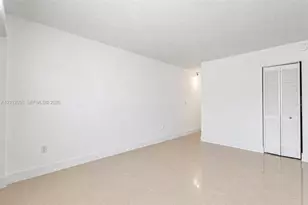 1000 Michigan Ave, Miami Beach, FL 33139 - Photo 25