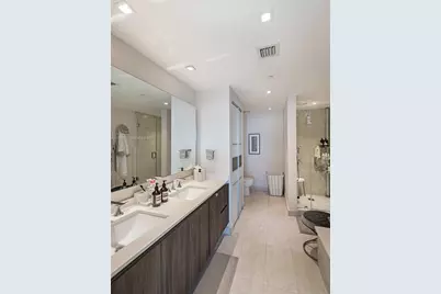 488 NE 18th St #3410, Miami, FL 33132 - Photo 15