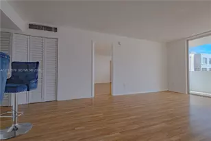 16400 NE 17th Ave, North Miami Beach, FL 33162 - Photo 7