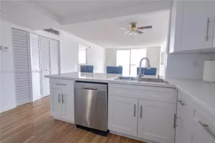 16400 NE 17th Ave, North Miami Beach, FL 33162 - Photo 13