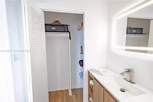 16400 NE 17th Ave, North Miami Beach, FL 33162 - Photo 33