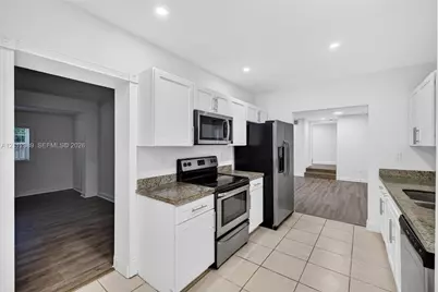 2017 NE 29th Ct, Fort Lauderdale, FL 33306 - Photo 11