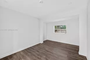 2017 NE 29th Ct, Fort Lauderdale, FL 33306 - Photo 13