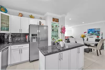 419 Sevilla Ave, Coral Gables, FL 33134 - Photo 9