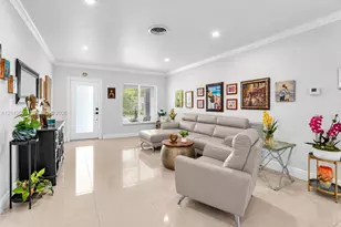 419 Sevilla Ave, Coral Gables, FL 33134 - Photo 3