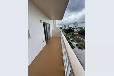 22 Salamanca Ave #706, Coral Gables, FL 33134 - Photo 3