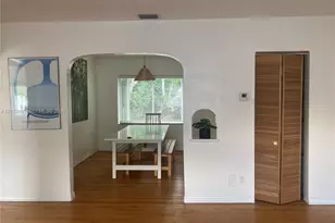 516 SW 10th St, Miami, FL 33130 - Photo 3