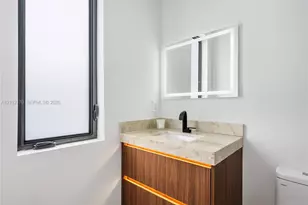 260 NW 47th St, Miami, FL 33127 - Photo 13