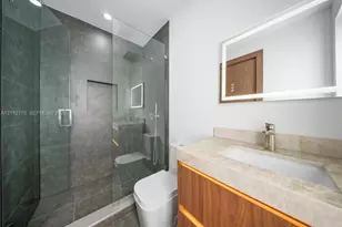 260 NW 47th St, Miami, FL 33127 - Photo 21