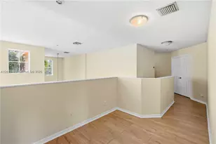 19143 Crystal St, Weston, FL 33332 - Photo 9