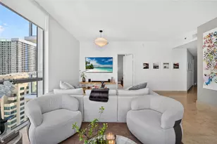 1060 Brickell Ave, Miami, FL 33131 - Photo 15