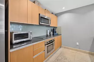 1060 Brickell Ave, Miami, FL 33131 - Photo 19