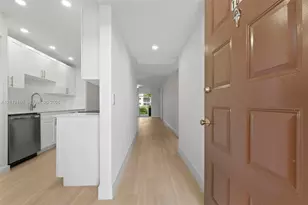 1300 SW 124th Terrace, Pembroke Pines, FL 33027 - Photo 3