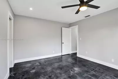 5161 SW 7th Ct #0, Margate, FL 33068 - Photo 9